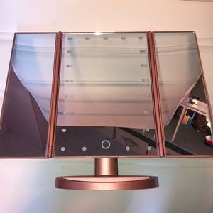 Impressions Vanity Makeup Mirror